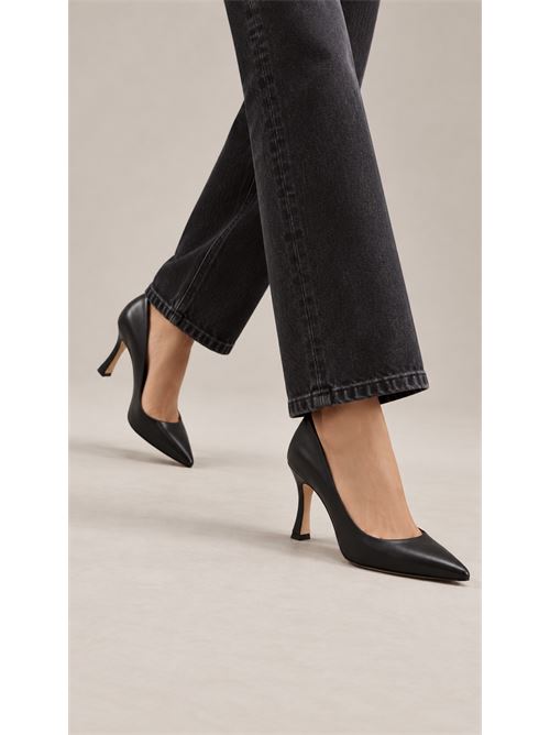 Décolleté nera con tacco 9 cm IL LACCIO | R153NAPPANERO